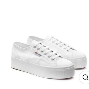 NWOT. Superga women’s white platform shoes. Women’s size 6.